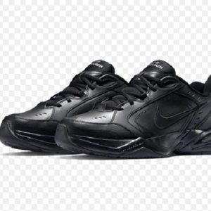 Nike Monarch IV men's shoes ..BRAND NEW....size 13
